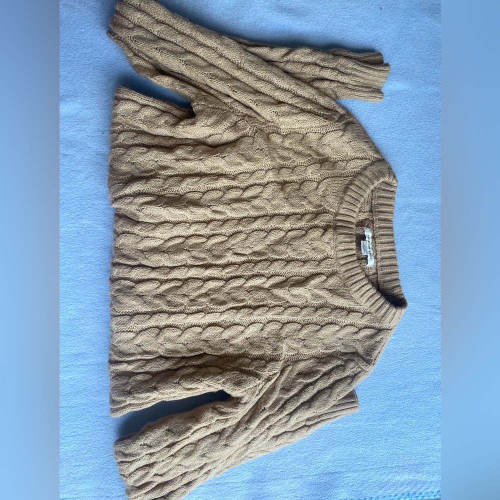 AE sweater - Picture 2 of 3